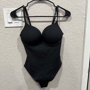 SKIMS ULTIMATE THONG BODYSUIT